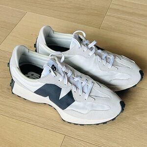 New Balance Classics 327 White and Black Women's Size 9